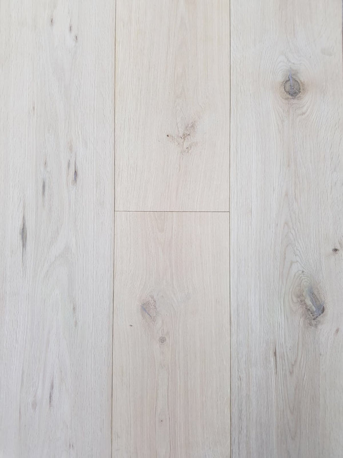 Boston Unfinished Engineered Oak Flooring - ABCD Grade – 14/3 × 190 × 1900mm