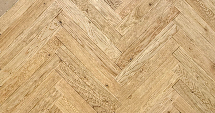Bedlington Brushed Matt Lacquered Oak Parquet - Knotty