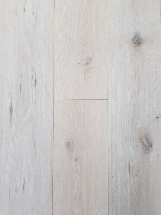 Boston Unfinished Engineered Oak Flooring - ABCD Grade – 14/3 × 190 × 1900mm