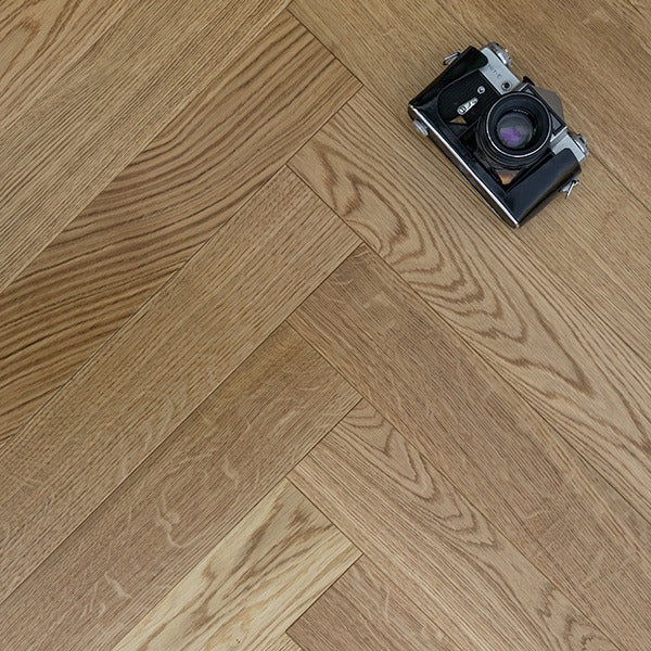 Staki BP Lacquered Herringbone Rustic (0.80sqm pack) - Image 2