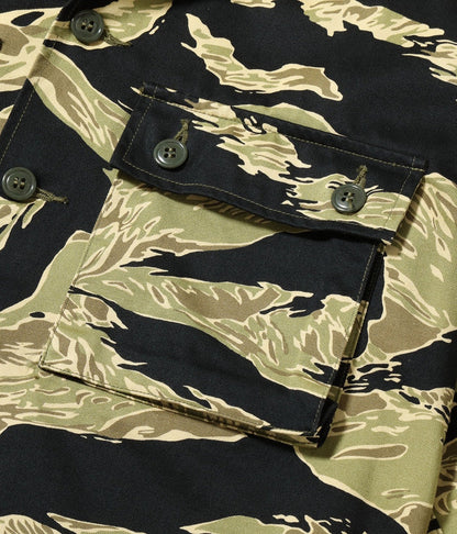 BR15587 GOLD TIGER PATTERN JACKET - BLACK