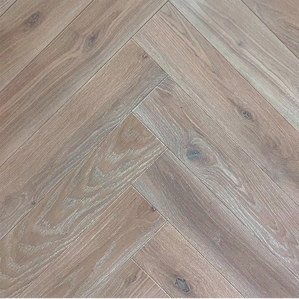 Staki Canterbury  Herringbone Rustic LED Oil (0.80sqm pack)