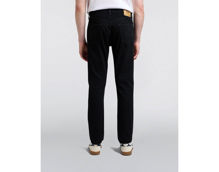 EU32Z-401 SLIM TAPERED - BLACK UNWASHED