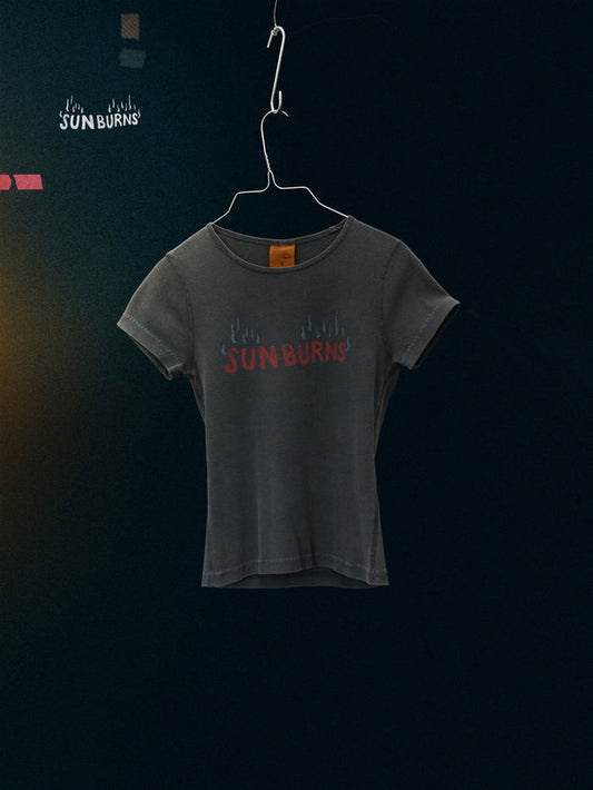 Eve Sunburns T-Shirt - Black