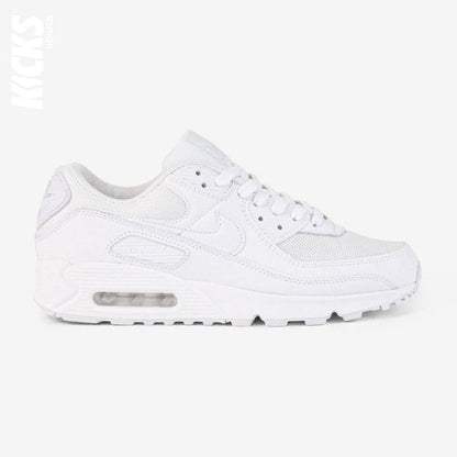 white shoelaces on white lifestyle sneakers, a stylish lace upgrade for everyday shoes by Kicks Shoelaces