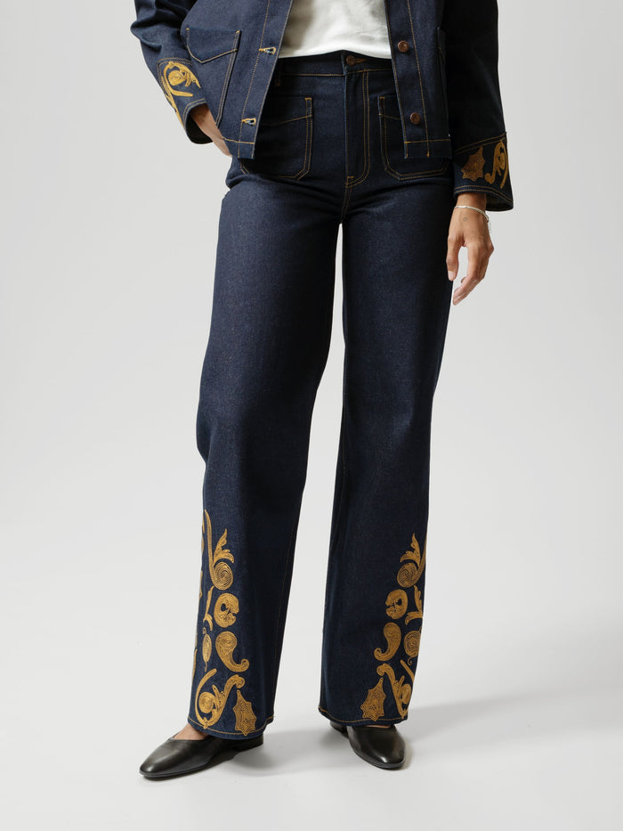 Holly Western - Embroidery