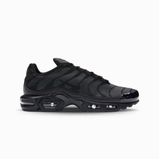 Nike TN replacement shoelaces for Air Max Plus, oval laces by Kicks Shoelaces.