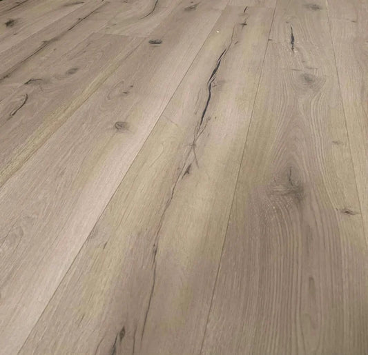 Signature Antique Oak Flooring - 190mm – Heavy Brushed Raw Oak