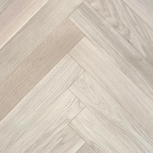 Staki Unfinished Herringbone Rustic (0.80sqm pack)