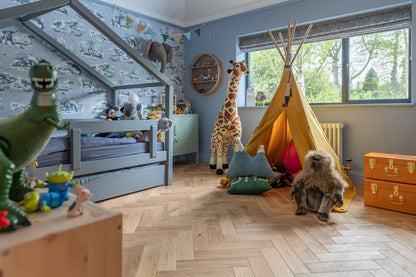 V4 Deco Herringbone Natural flooring — image 2