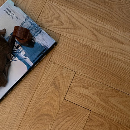 Staki Warwick Herringbone Rustic LED Oil (0.80sqm pack) - Image 2