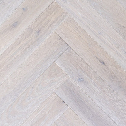 Staki White Brushed Herringbone Rustic LED Oil (0.80sqm pack)